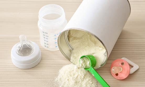 奶粉寶寶體質比母乳寶寶差嗎 母乳和奶粉也可以混合喂養