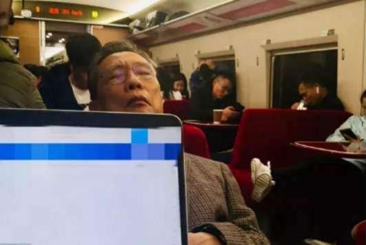 李蘭娟院士肺腑之言:教育孩子崇尚科學,尊重科學,少年強則國強