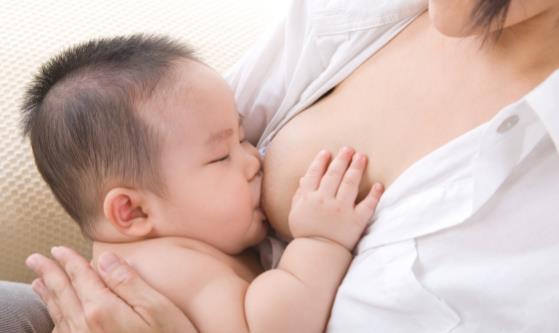 夜間喂奶學(xué)問大 新手媽媽夜間喂奶三大注意事項(xiàng)