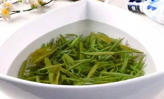 莼菜的營養(yǎng)及藥用價(jià)值 莼菜的4種美味吃法