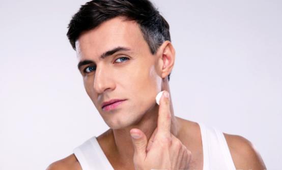 男士美膚要做到早睡早起 男性皮膚護理六大事項