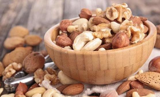 堅果的錯誤吃法 4種錯誤吃法等于浪費營養(yǎng)