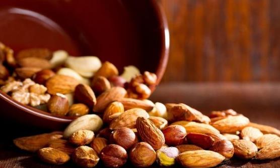 堅果的錯誤吃法 4種錯誤吃法等于浪費營養(yǎng)