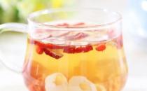 女人冬天補(bǔ)氣血 經(jīng)前喝桂圓紅棗湯來改善