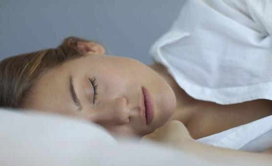 杜仲花生煲雞腳湯補陽氣 推薦生活中可以升養陽氣的方法