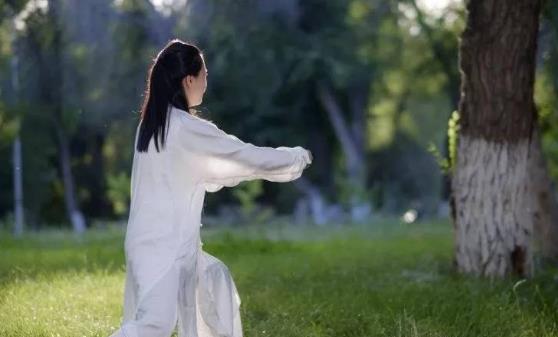 老人適當運動的好處 適合老年人的五項運動