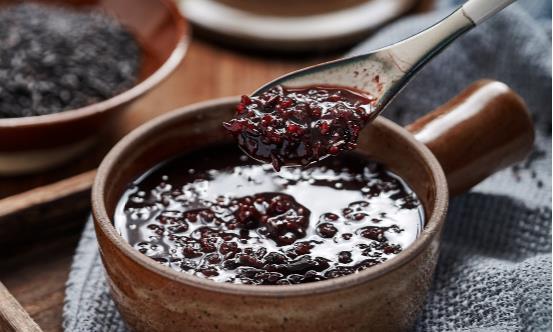 剖腹產后吃什么能補回來?推薦15種食物