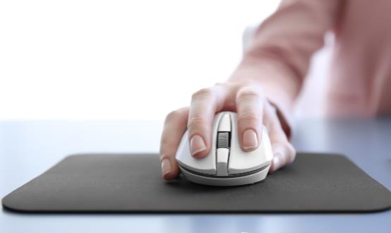 鼠標(biāo)墊清洗除異味小妙招 不同材質(zhì)的鼠標(biāo)墊該如何清洗