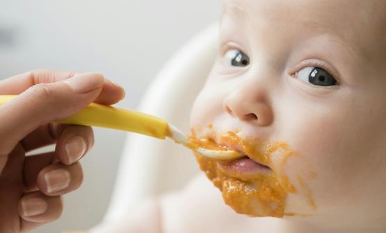 寶寶噎食急救正確方法 媽媽學幾招很有必要