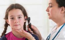 游泳時耳朵進水了別著急 推薦耳內進水后的六個處理方法