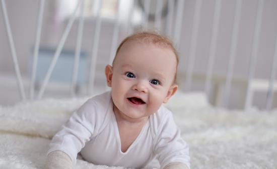 關于寶寶便秘的幾個誤區 教你揪出致小寶寶便秘的元兇