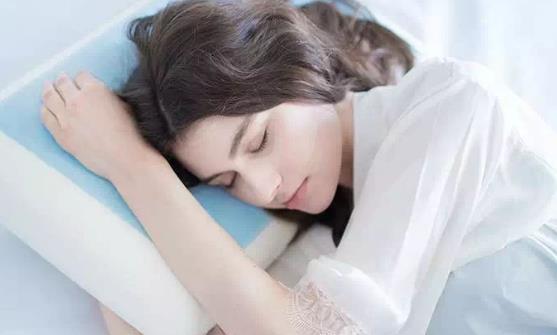 揭示錯誤的七種睡眠方式 正確的睡眠與養生