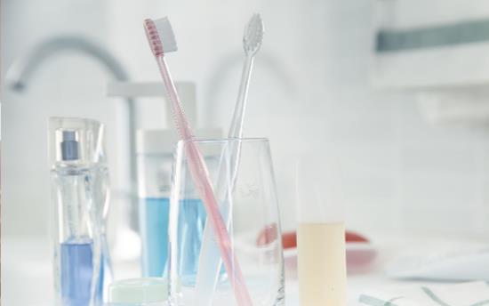 日常牙刷要經常更換 被淘汰的舊牙刷妙用多多
