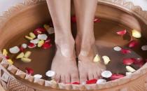 ?泡腳養(yǎng)生真的不是人人都適合 泡腳應遵循兩個原則