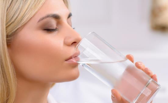 中醫告訴你妙用冷水也能保健 三種藥物需用冷水送服