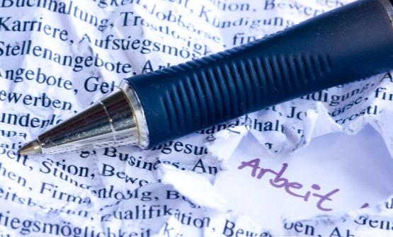 如何才能使圓珠筆寫(xiě)起來(lái)更流暢 衣服上的圓珠筆油怎么洗