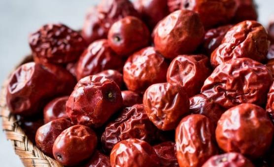 常吃紅棗能夠養血美容 讓自己的氣色變得越來越好