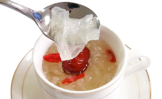 紅棗泡水養肝排毒 不適合吃紅棗養生的人群