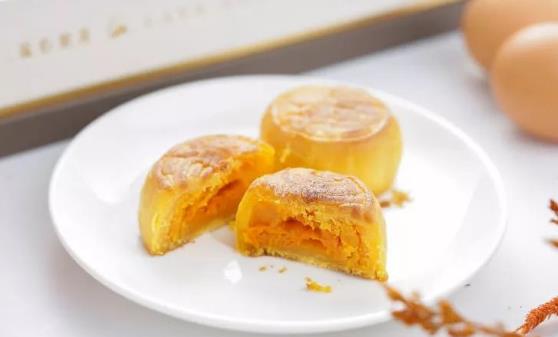 自制月餅健康美味又實惠 做法簡單還充滿樂趣