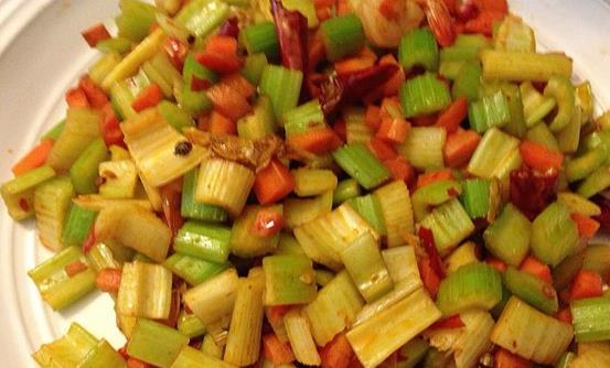 推薦讓臉快速瘦下來的食譜 松告別大餅臉