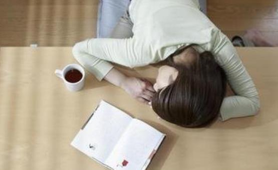 盤點危害白領(lǐng)女性健康的五大壞習(xí)慣 不良工作壞習(xí)慣危害健康  