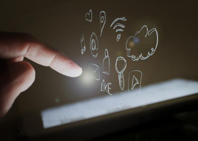 為什么手機是睡眠殺手?習(xí)慣性睡前玩手機、長期熬夜玩手機的危害