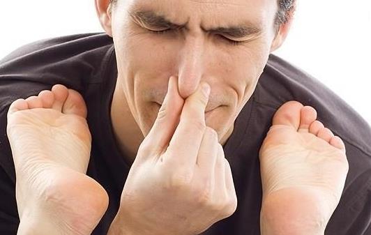 腳臭反復或與7個習慣有關 若不避開或難逃臭