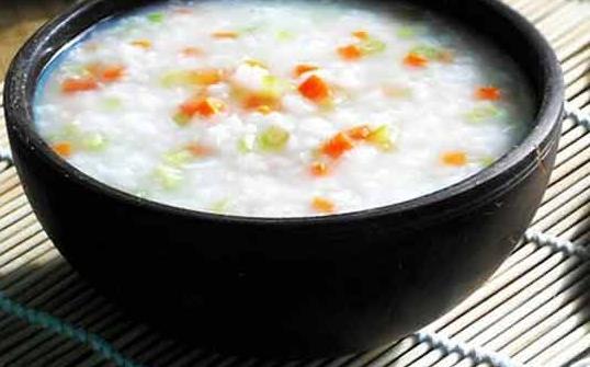 懷孕初期早孕反應影響胎兒發育 利于保胎的食物應多吃