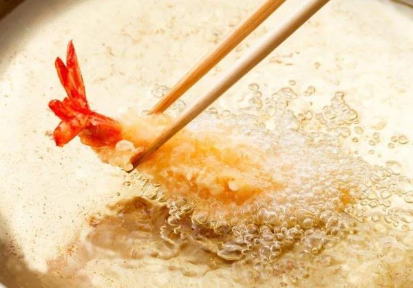 夏季養胃,要少吃這9種食物 ,多吃蘋果、香蕉等6種水果