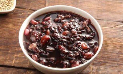 黑米粥有哪些功效與作用?黑米粥養胃嗎?怎么做養腎