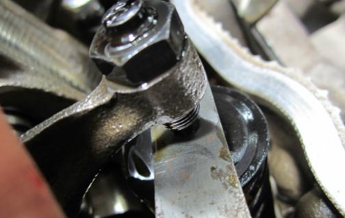 氣門間隙調整不當出現的現象是什么 氣門間隙過大過小的影響