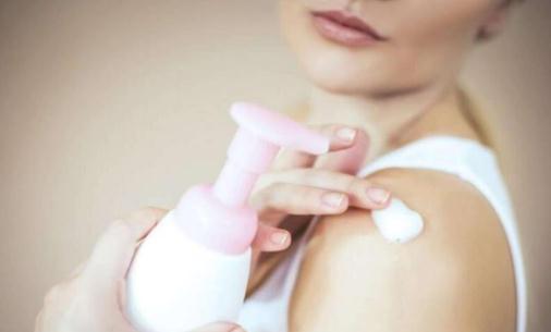 身體乳發霉了還可以外用嗎 身體乳有點成結還能用嗎