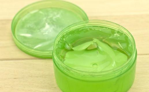 臉上天天抹蘆薈膠好不好 蘆薈膠一般用在護(hù)膚的哪個(gè)步驟