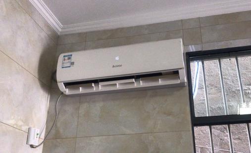 空調制熱不怎么熱怎么回事 空調制熱開30度和25度哪個熱